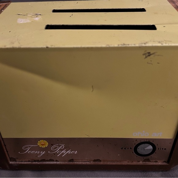 Vintage Teeny Popper toaster oven - Picture 3 of 6